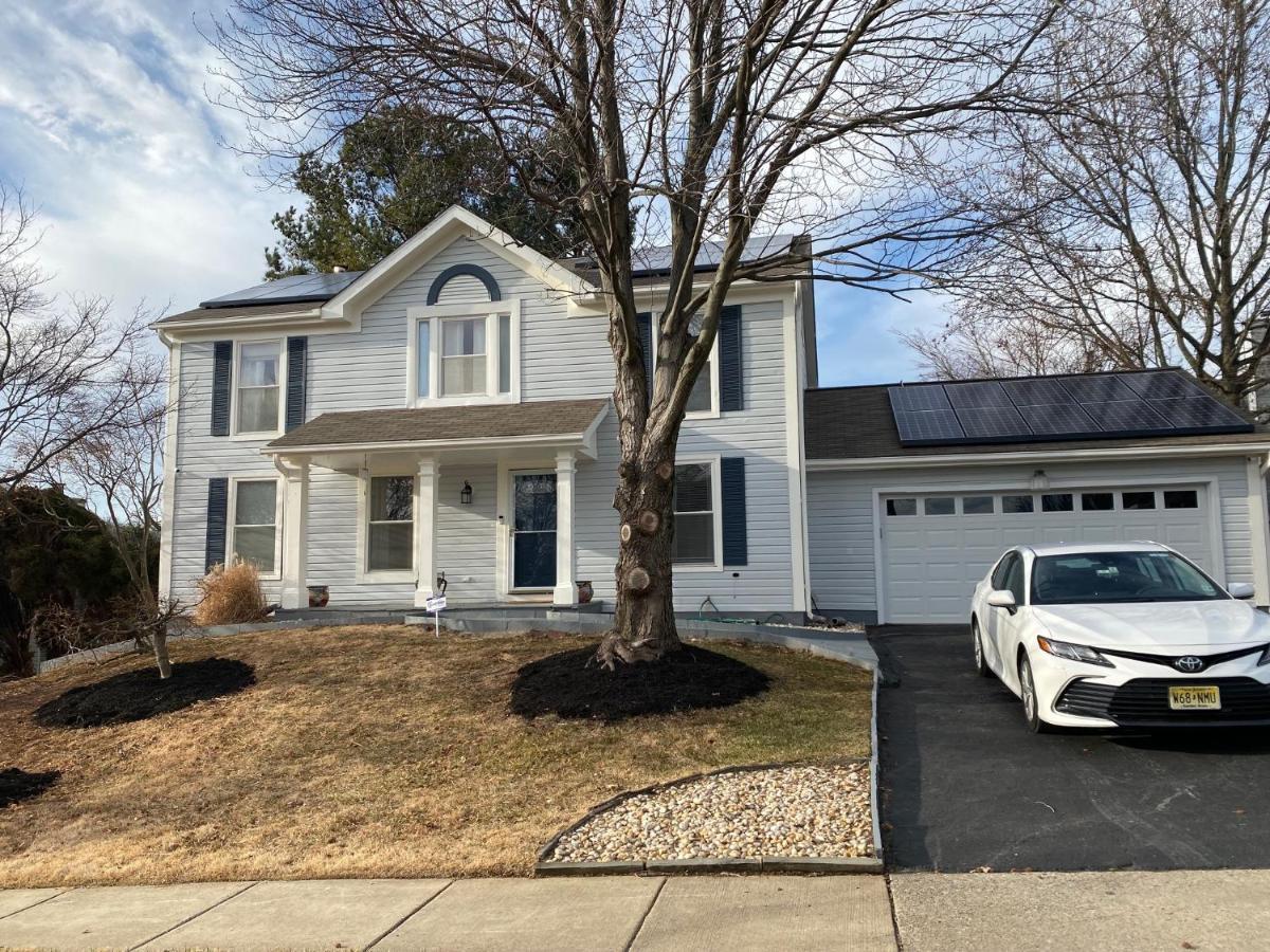 Upgraded, Beautiful 4 Bd Colonial In Silver Spring Exterior photo