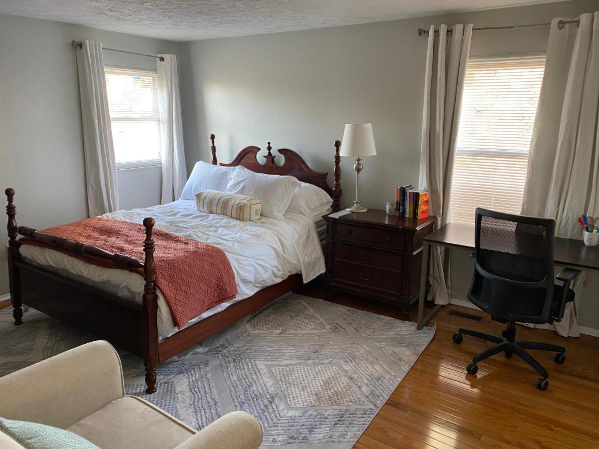 Upgraded, Beautiful 4 Bd Colonial In Silver Spring Exterior photo